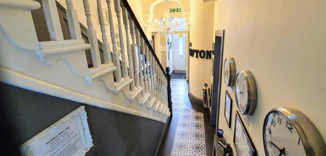 Bed and Breakfast The Clifton South Shields Esterno foto